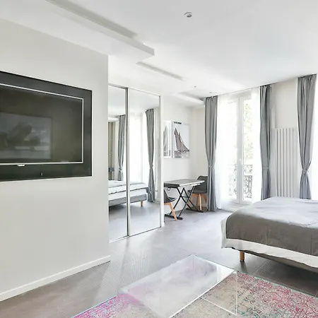 Hotel Blue Nights 108 *