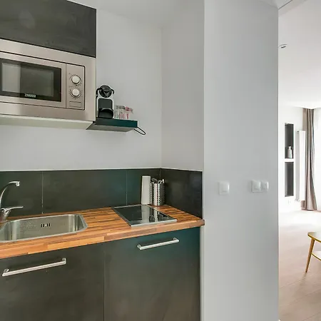 Blue Nights 108 Hotel Paris