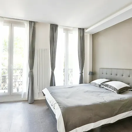 Blue Nights 108 * Paris