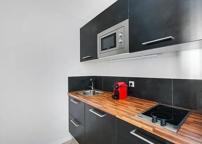 블루 나이트 아파트먼트 108 * 파리